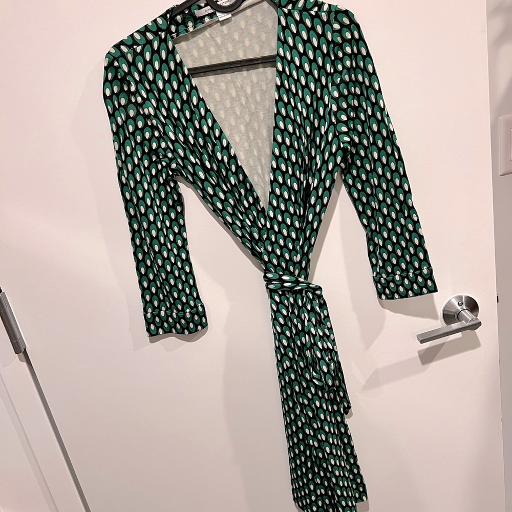 Dvf long sleeve wrap dress